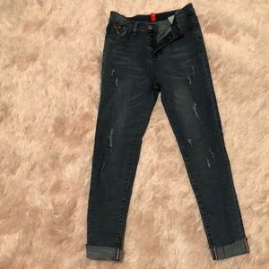 Medium wash , ankle length size small jeans Brand ( unknown) fitted jeans